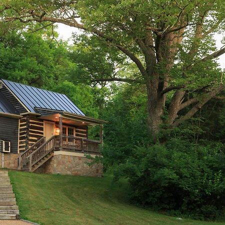 Stephens City Inn And Cabins At Vaucluse Spring المظهر الخارجي الصورة