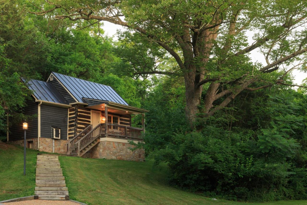 Stephens City Inn And Cabins At Vaucluse Spring المظهر الخارجي الصورة